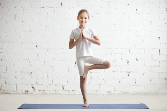 Yoga posture de l'arbre