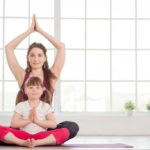 Faire du Yoga avec ses Enfants : 6 exercices faciles